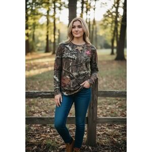 Mossy Oak Break Up Camo Long Sleeve Shirt Women's 2XL Pink Logo Outdoor Hunting